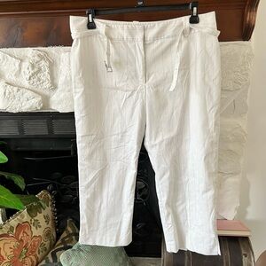 WHBM Women’s Legacy Capris White with Black Stripes Pants Size 14